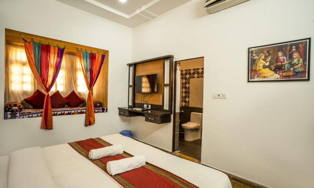 Deluxe Room (4)